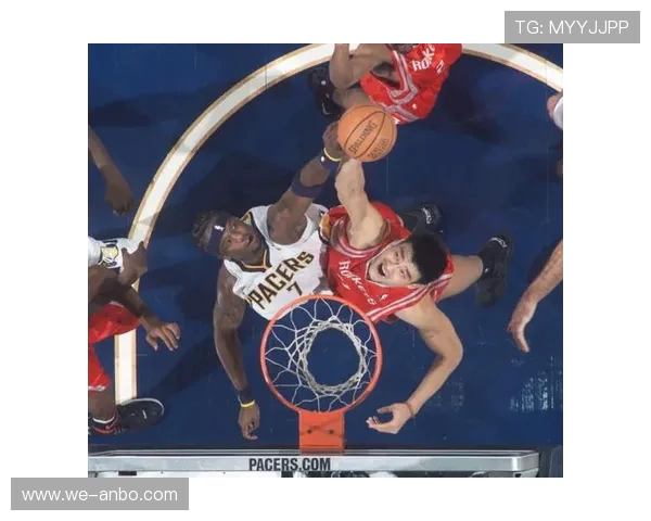 扣篮风暴全场震撼,篮板争夺瞬间定胜负 扣篮风暴全场震撼,篮板争夺瞬间定胜负